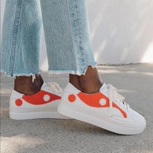 Soludos Yin Yang Platform Sneakers (White/Coral)